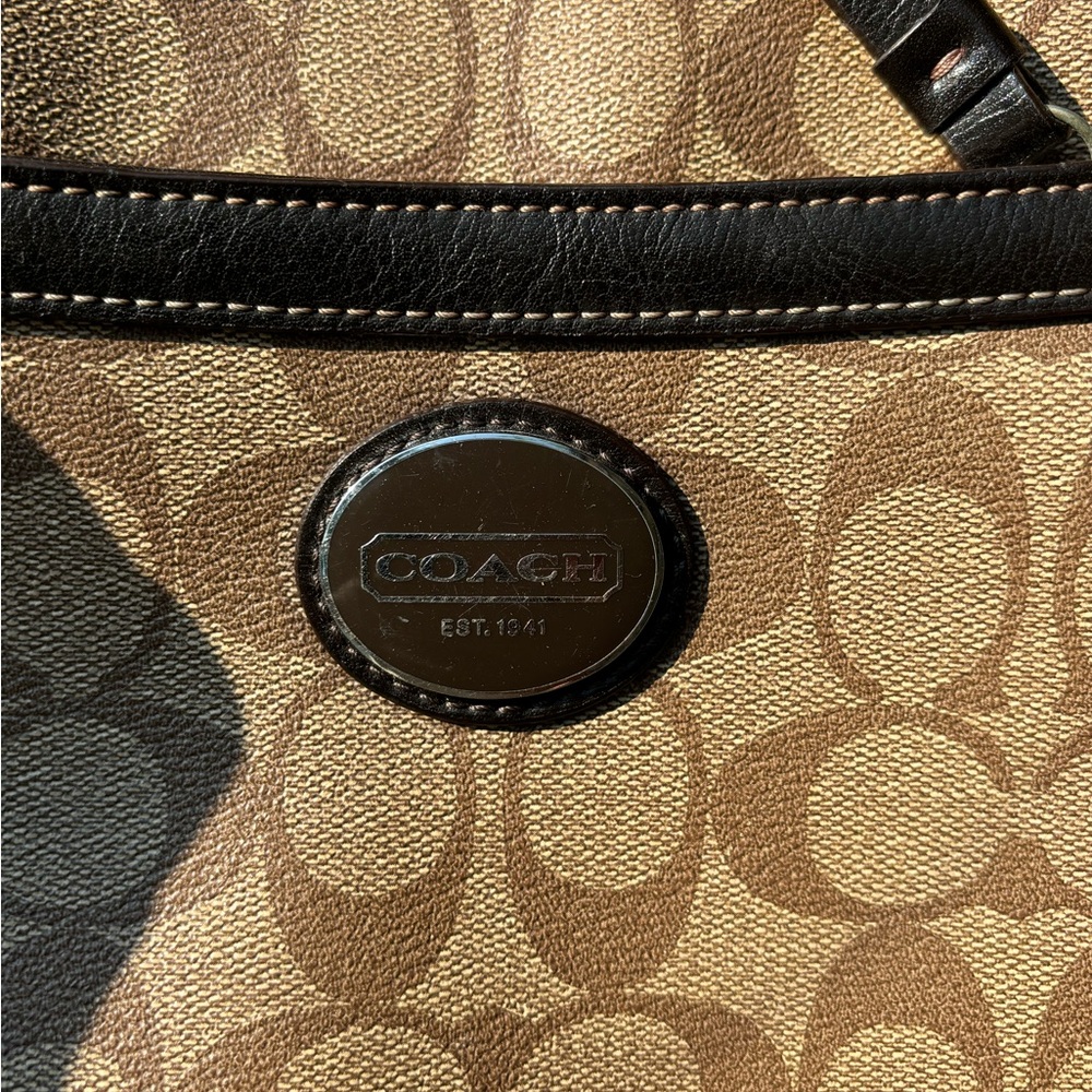 Coach shoulder bag